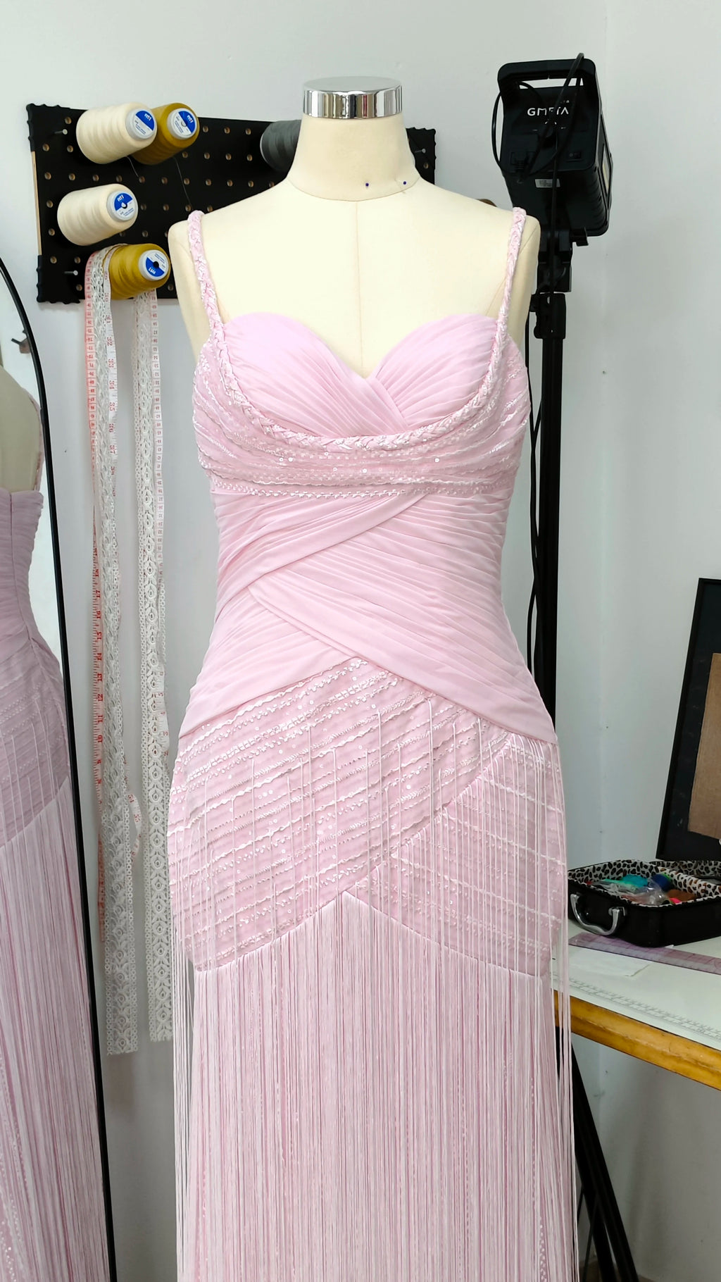 Mila Spaghetti Strap Pleats Prom Dresses Mint Green Sleeveless Customized Formal Evening Sweep Train vestidos de fiesta