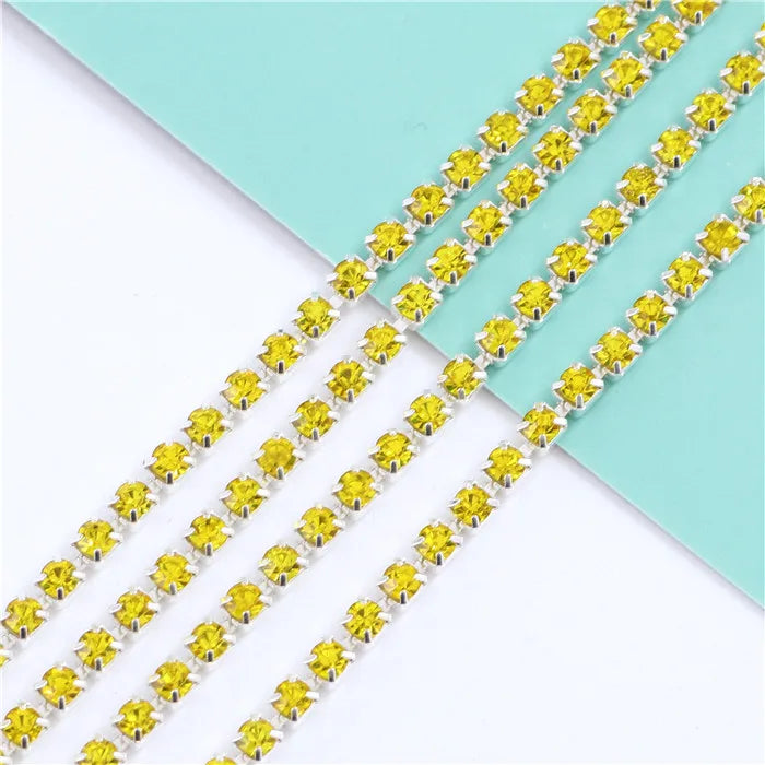 1 Yard Clothes Rhinestone Chain Silver Claw Sewing On Crystal Glass Cup Chain Rhinestone Trim DIY Garment Bags decorations