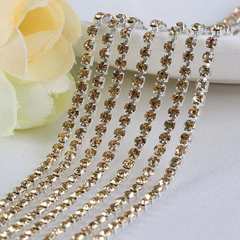 1 Yard Clothes Rhinestone Chain Silver Claw Sewing On Crystal Glass Cup Chain Rhinestone Trim DIY Garment Bags decorations