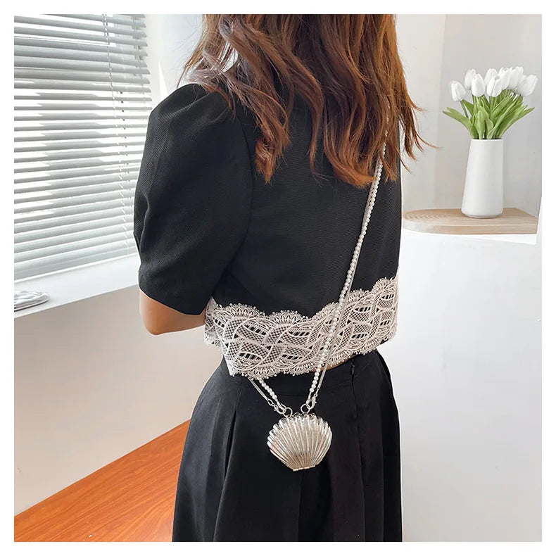 2026 New Summer Lipstick Bags for Women Fashion Pearl Mini Purse Crossbody Bag High Quality Gold Shell Bag Designer Shoulder Bag