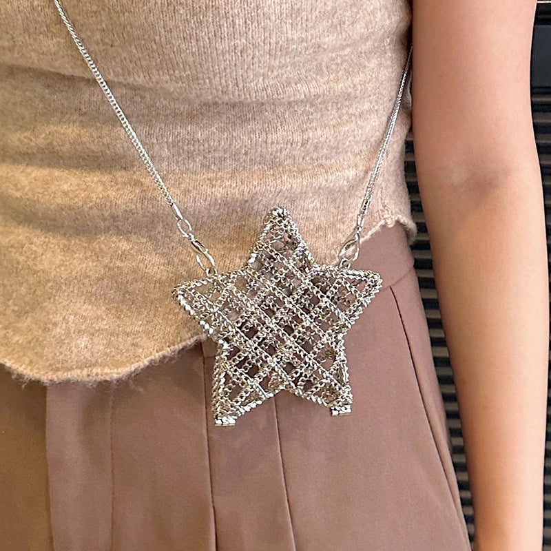 Mini Metal Shoulder Bags for Women Pearl Chain Crossbody Bag Designer Clothing Accessories Satchel Female Decorative Box Handbag