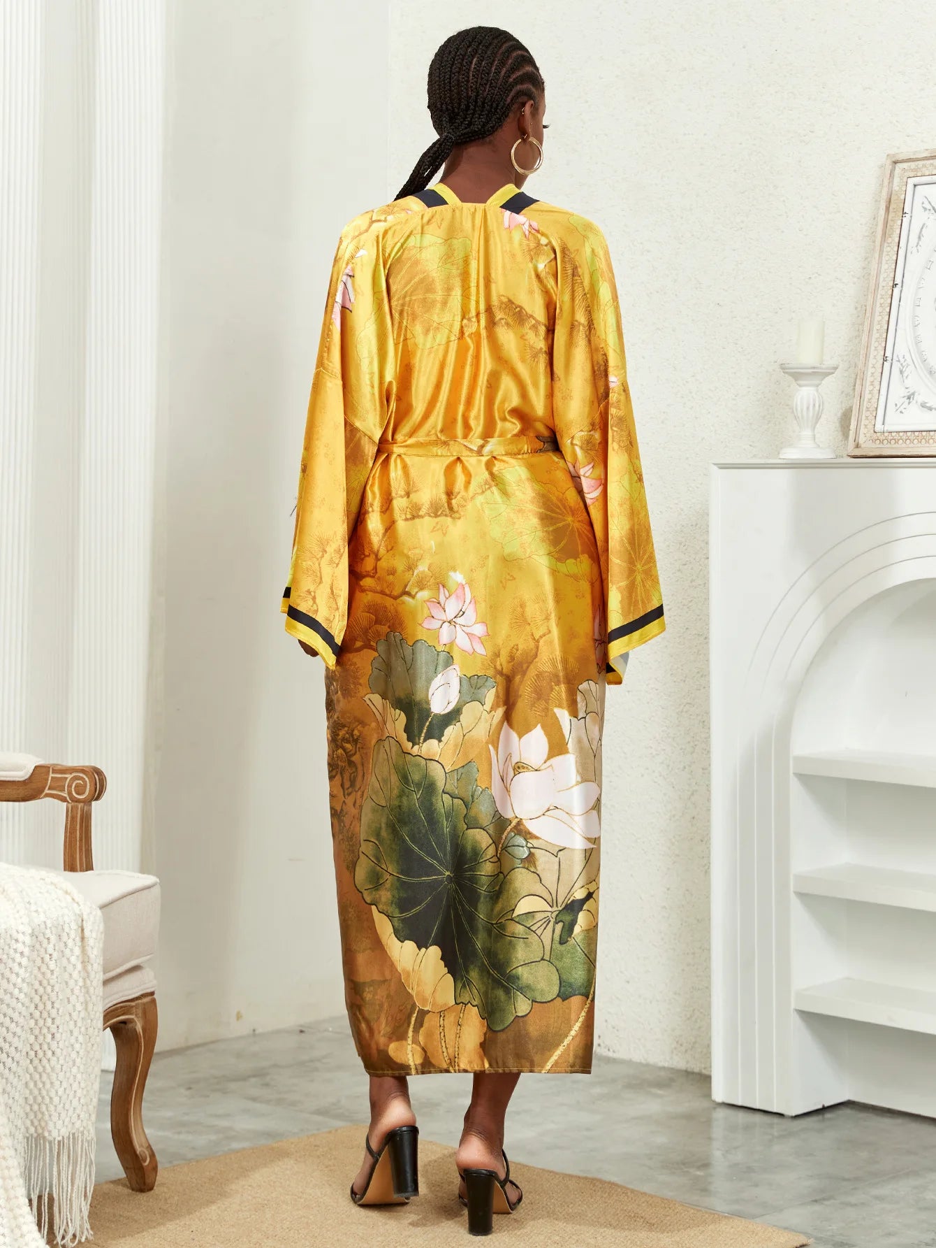 Long Kimono Bath Robe Gown Wide Sleeve Print Flower Robe Women Satin Nightgown New Silk Satin Nightdress V-Neck Lounge Sleepwear