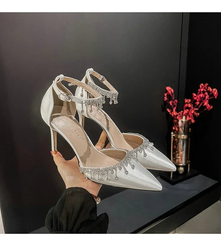 Comemore White Wedding Bridesmaid Shoes Satin Fashion Rhinestone Fringe Chain High Heels Black Temperament Elegance Pumps