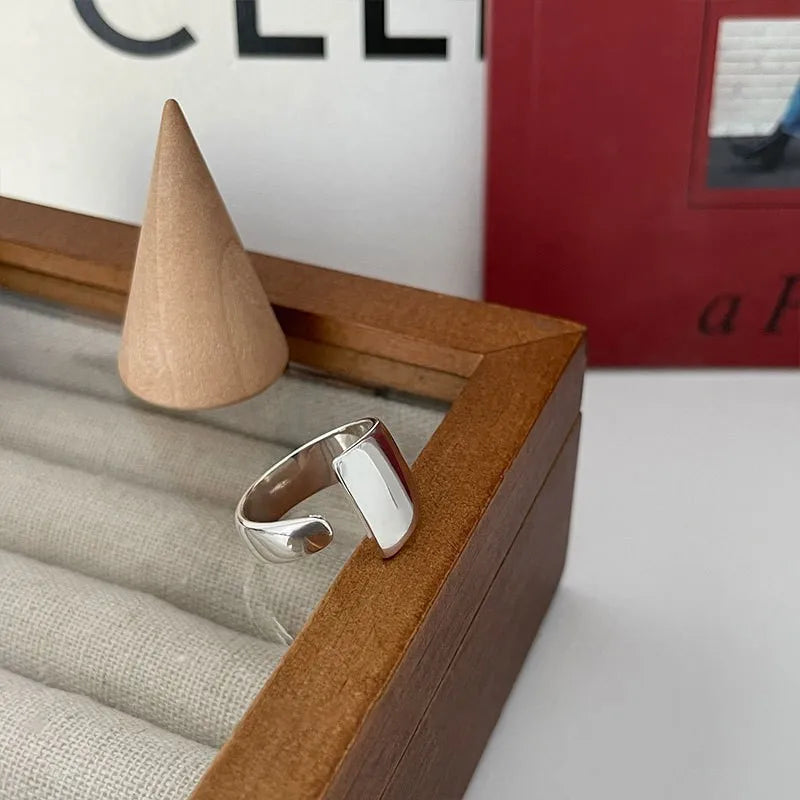 PANJBJ 925 Sterling Silver Pearl Irregular Ring for Women Shell Overlapping Hollow Sweet Design Jewelry Gift Dropshipping