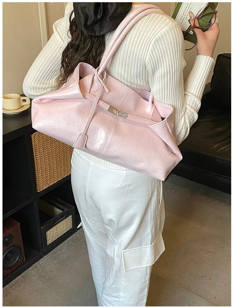 2026 New Large Capacity Soft Leather Pleated Women's Handbag Retro Commuter Tote Bag Quality Single Shoulder Slant Bag