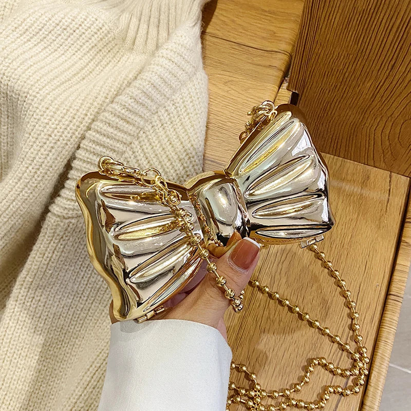 Mini Metal Shoulder Bags for Women Pearl Chain Crossbody Bag Designer Clothing Accessories Satchel Female Decorative Box Handbag
