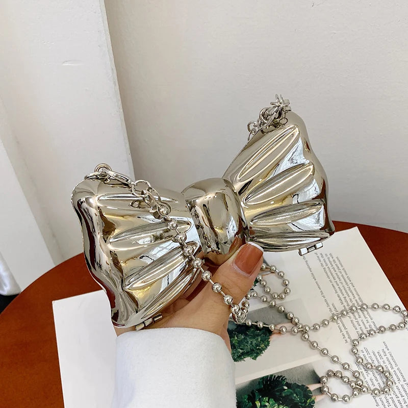 Mini Metal Shoulder Bags for Women Pearl Chain Crossbody Bag Designer Clothing Accessories Satchel Female Decorative Box Handbag