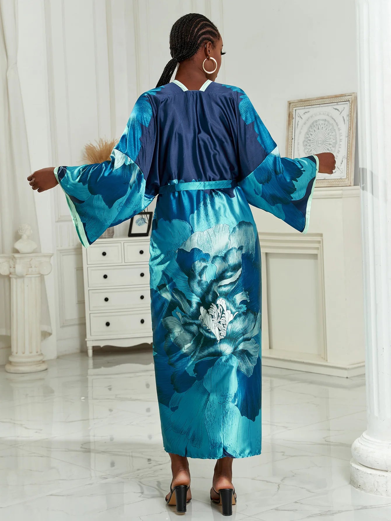 Long Kimono Bath Robe Gown Wide Sleeve Print Flower Robe Women Satin Nightgown New Silk Satin Nightdress V-Neck Lounge Sleepwear
