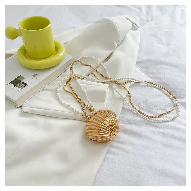 2026 New Summer Lipstick Bags for Women Fashion Pearl Mini Purse Crossbody Bag High Quality Gold Shell Bag Designer Shoulder Bag