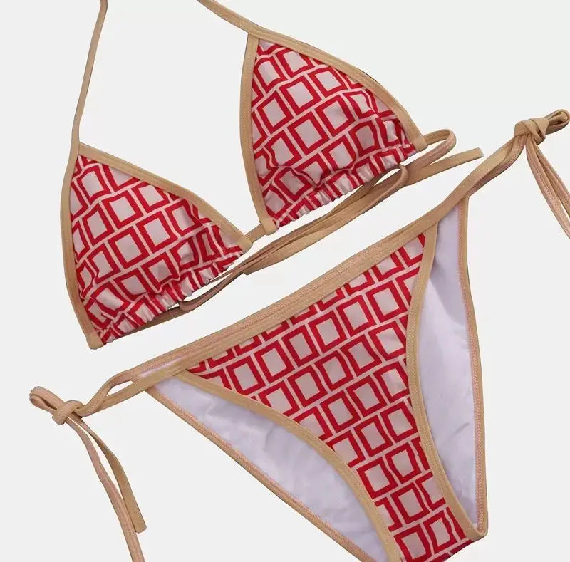 Summer New Women's Outdoor Beach Swimsuit Sexy Hanging Neck Strap Split Bikini