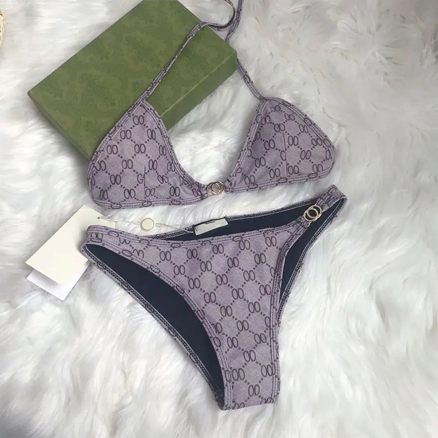 Summer New Women's Outdoor Beach Swimsuit Sexy Hanging Neck Strap Split Bikini