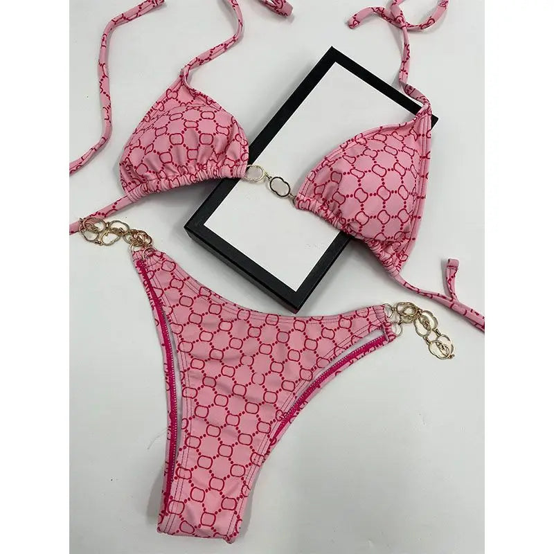 Summer New Women's Outdoor Beach Swimsuit Sexy Hanging Neck Strap Split Bikini