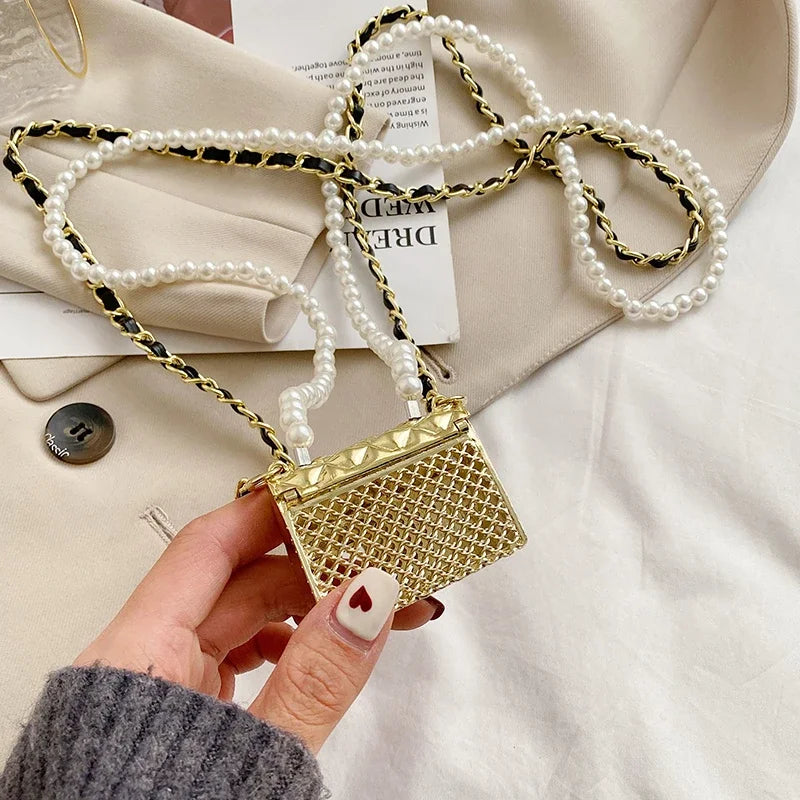 Mini Metal Shoulder Bags for Women Pearl Chain Crossbody Bag Designer Clothing Accessories Satchel Female Decorative Box Handbag