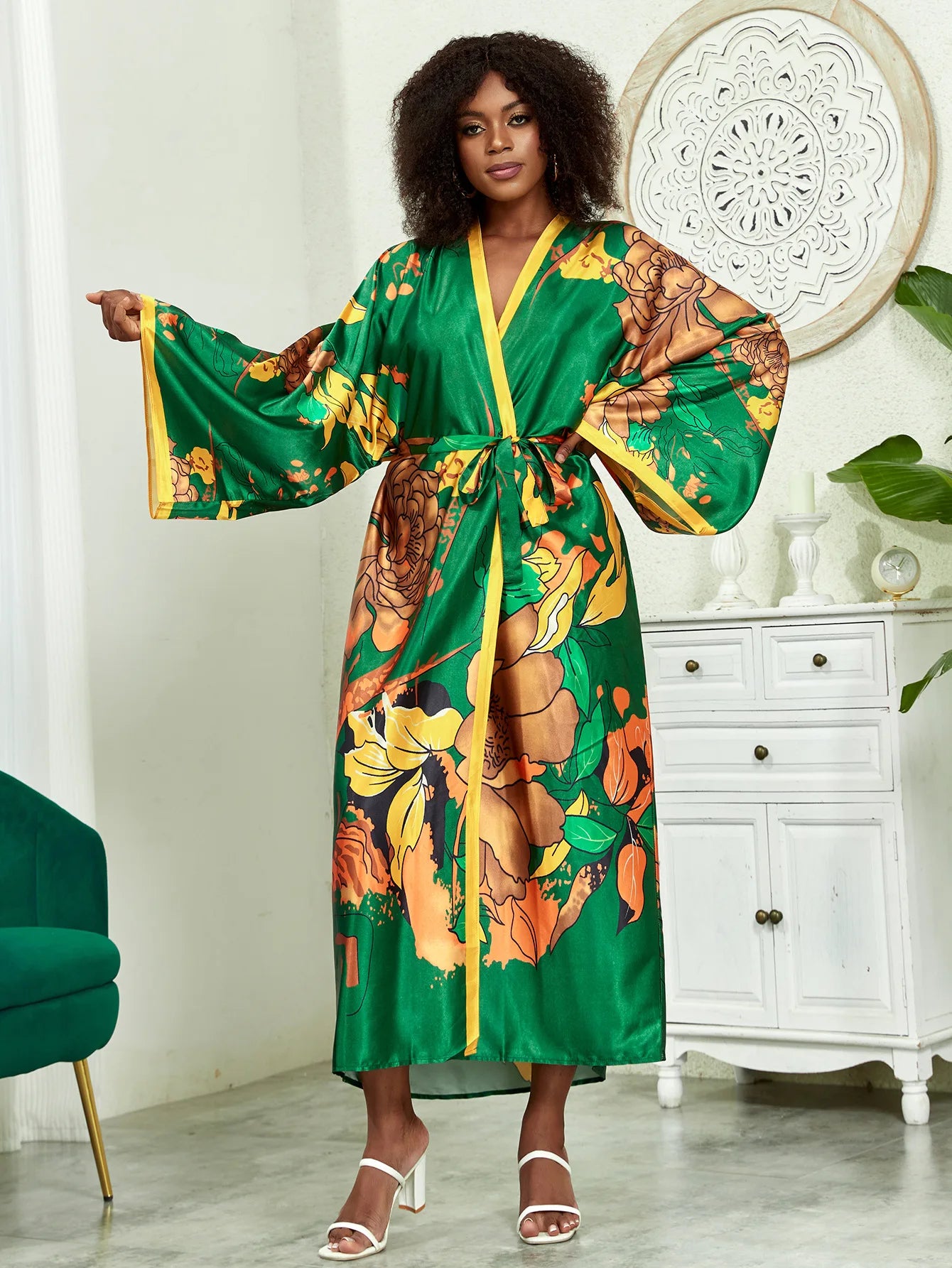 Long Kimono Bath Robe Gown Wide Sleeve Print Flower Robe Women Satin Nightgown New Silk Satin Nightdress V-Neck Lounge Sleepwear
