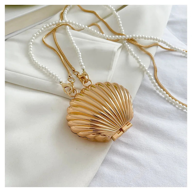 2026 New Summer Lipstick Bags for Women Fashion Pearl Mini Purse Crossbody Bag High Quality Gold Shell Bag Designer Shoulder Bag