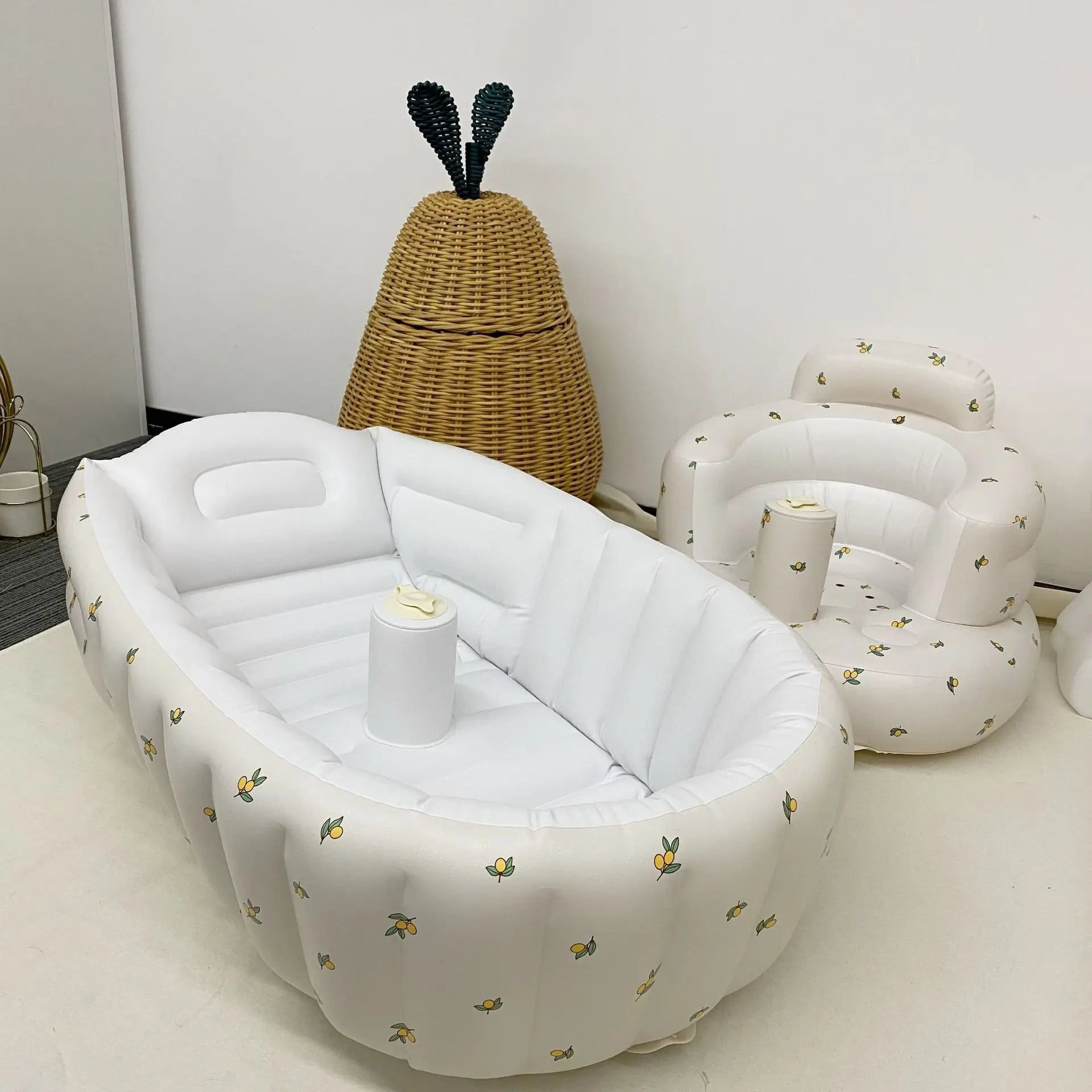 Baby Swimming Bathtub Children's Portable Outdoor Inflatable Pool Children's Bathtub Newborn Swimming Pool