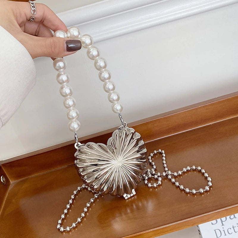 Mini Metal Shoulder Bags for Women Pearl Chain Crossbody Bag Designer Clothing Accessories Satchel Female Decorative Box Handbag