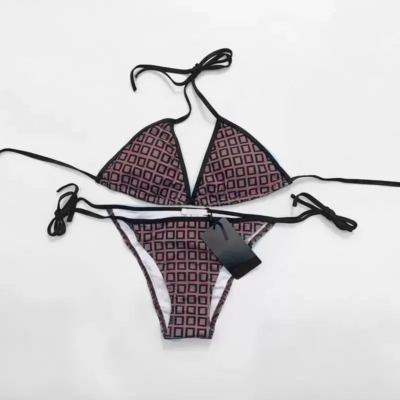 Summer New Women's Outdoor Beach Swimsuit Sexy Hanging Neck Strap Split Bikini