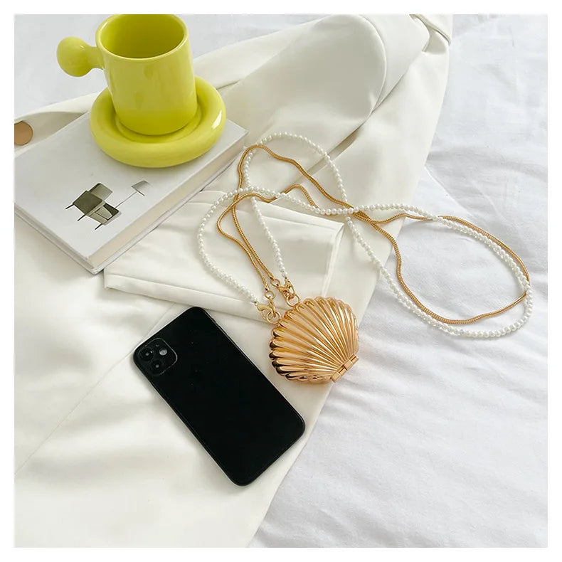 2026 New Summer Lipstick Bags for Women Fashion Pearl Mini Purse Crossbody Bag High Quality Gold Shell Bag Designer Shoulder Bag