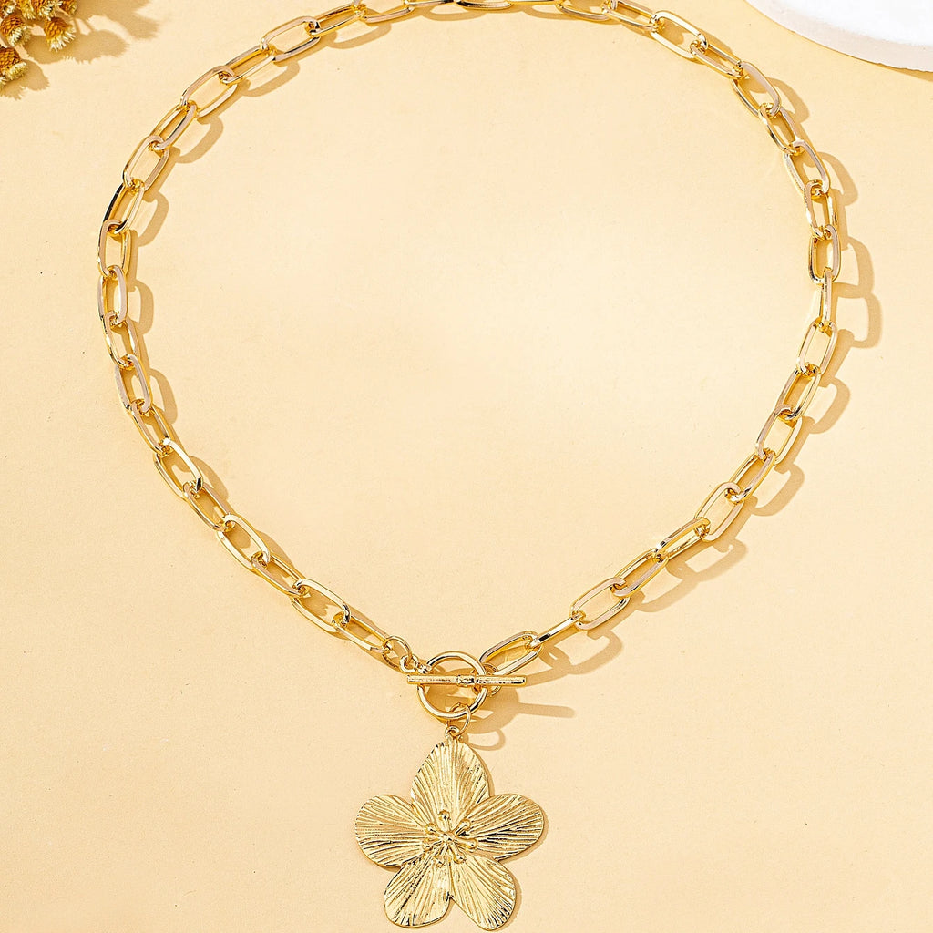 A Fashionable Women's Pendant Necklace, Vintage Simple Wisteria Flower Necklace, Elegant and Versatile Flower Pendant Necklace, No Box