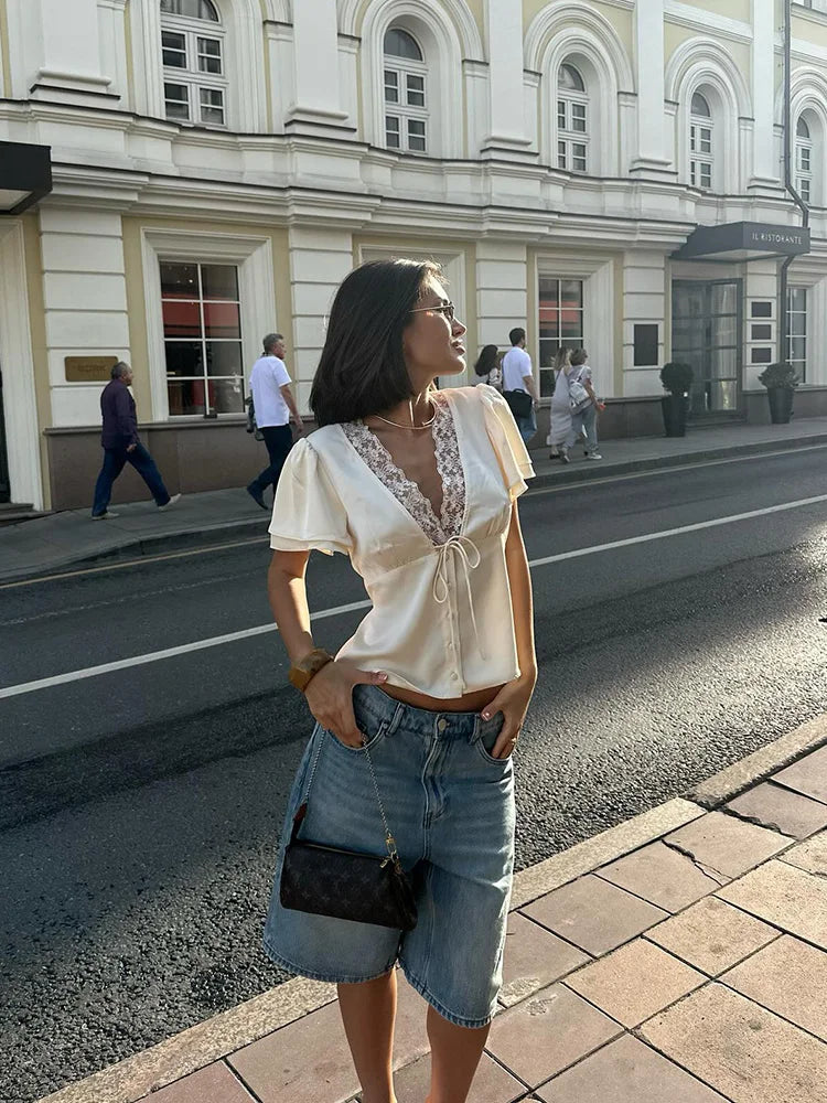 CNYISHE Lace Patchwork Solid Short Sleeve Tops for Women V Neck Sheath Fashion Tees Female Sexy Club T-shirts Elegant Casual