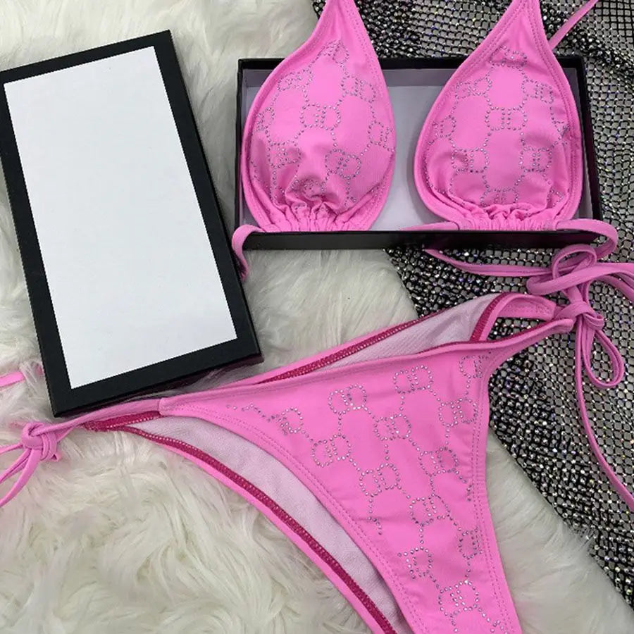 Summer New Women's Outdoor Beach Swimsuit Sexy Hanging Neck Strap Split Bikini