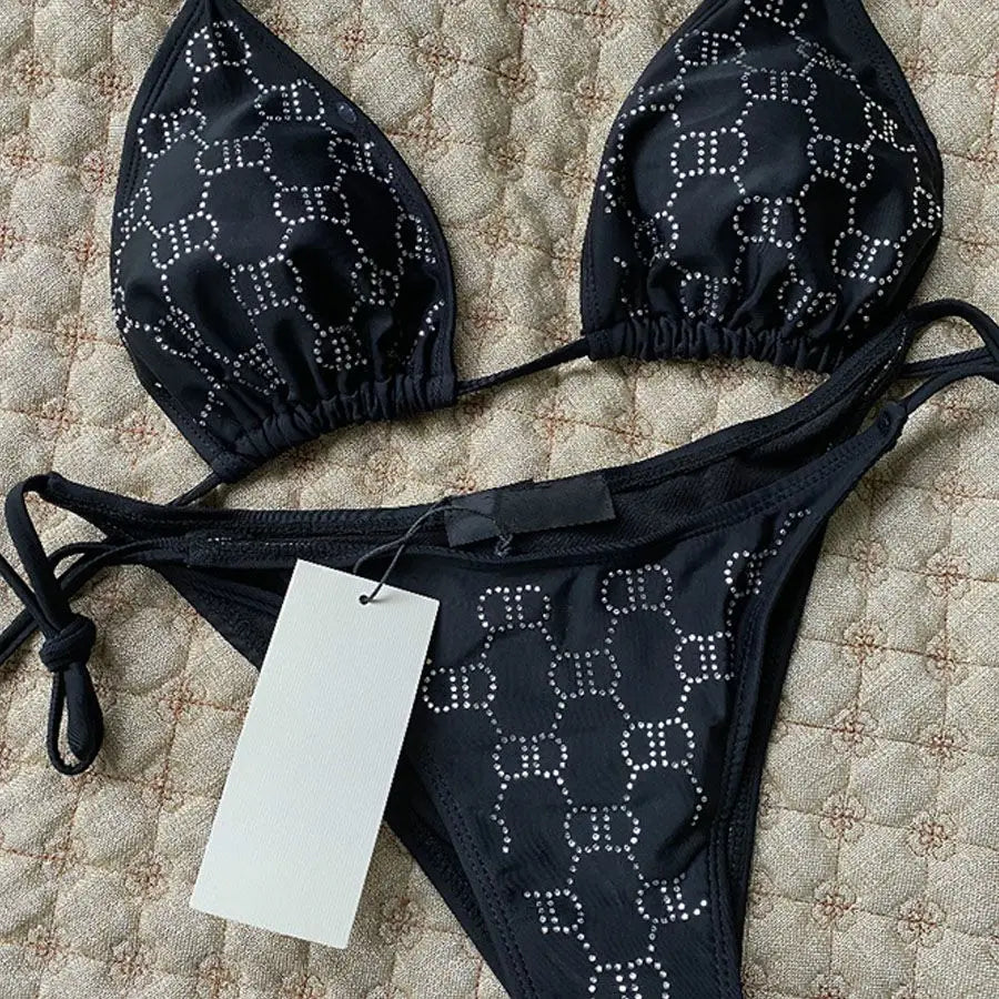 Summer New Women's Outdoor Beach Swimsuit Sexy Hanging Neck Strap Split Bikini