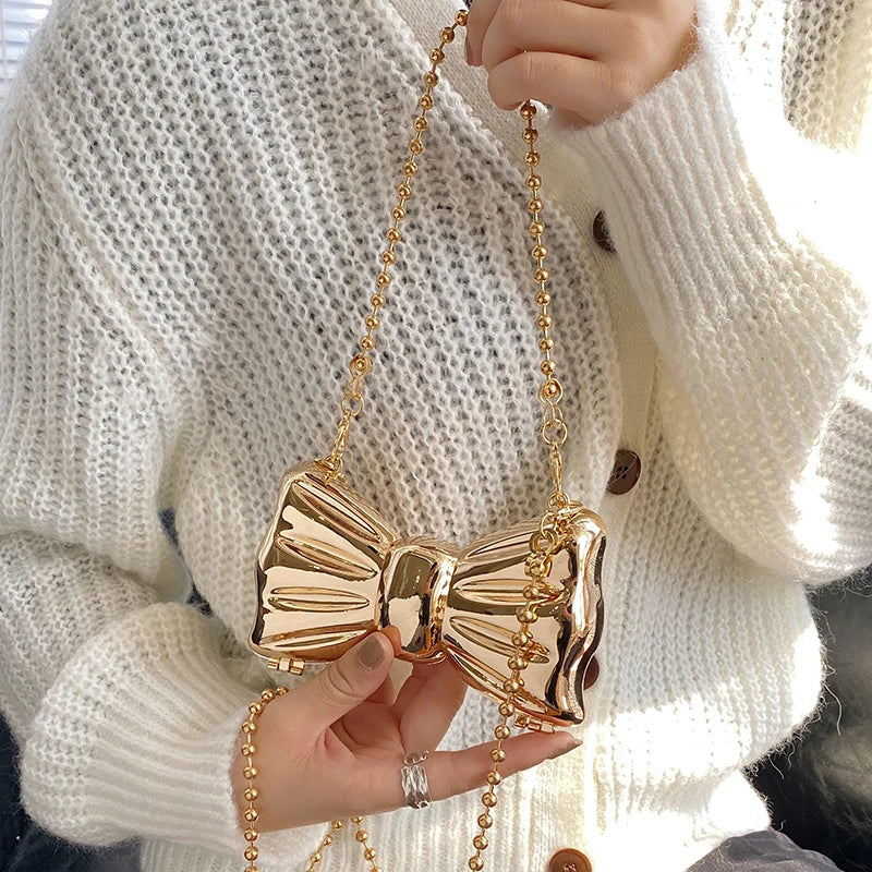Mini Metal Shoulder Bags for Women Pearl Chain Crossbody Bag Designer Clothing Accessories Satchel Female Decorative Box Handbag