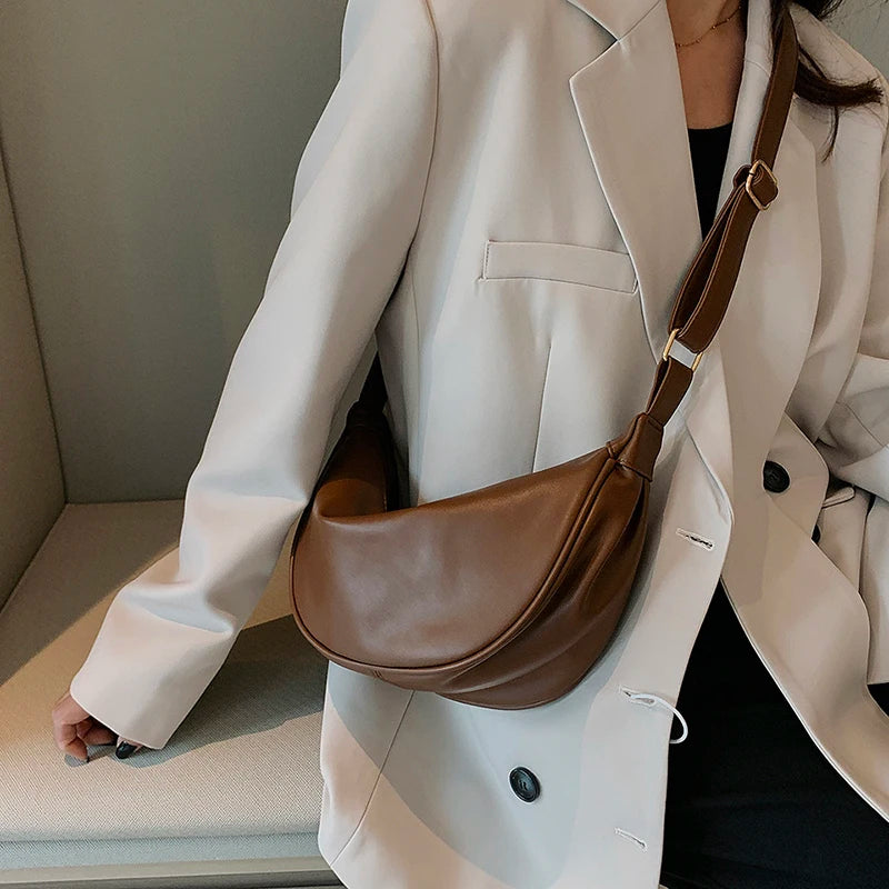 Half Moon Small PU Leather Zipper Crossbody Bags For Women Solid Color Shoulder Handbags 2025 Trends Winter Luxury Brand