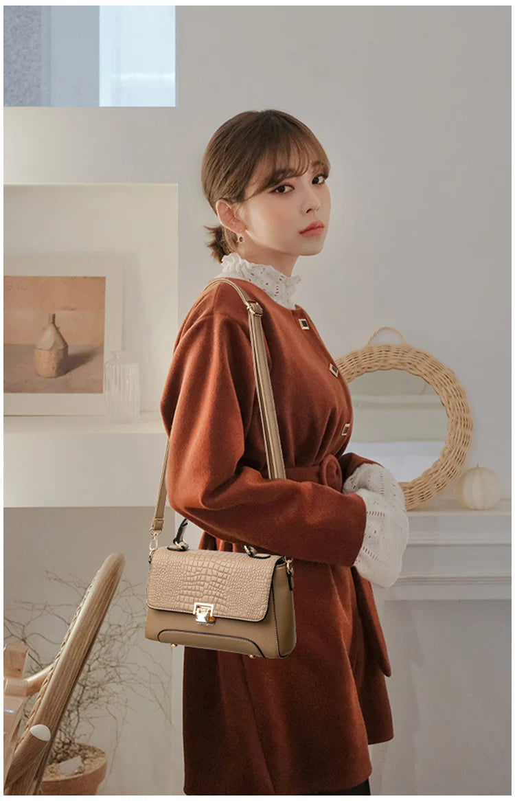 Brand Luxury Large Capacity Multilayer Shoulder Messenger Bag Women High Quality Leather Handbag Design Female Crossbody Tote