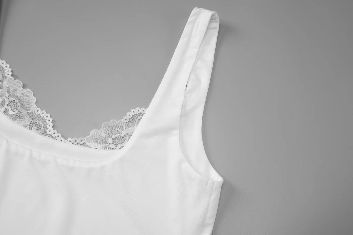 Tossy Black Lace Tank Top For Women V-Neck Backless Streetwear Spaghetti Patchwork Cropped Y2k Top Female Sexy Lace Vest 2026
