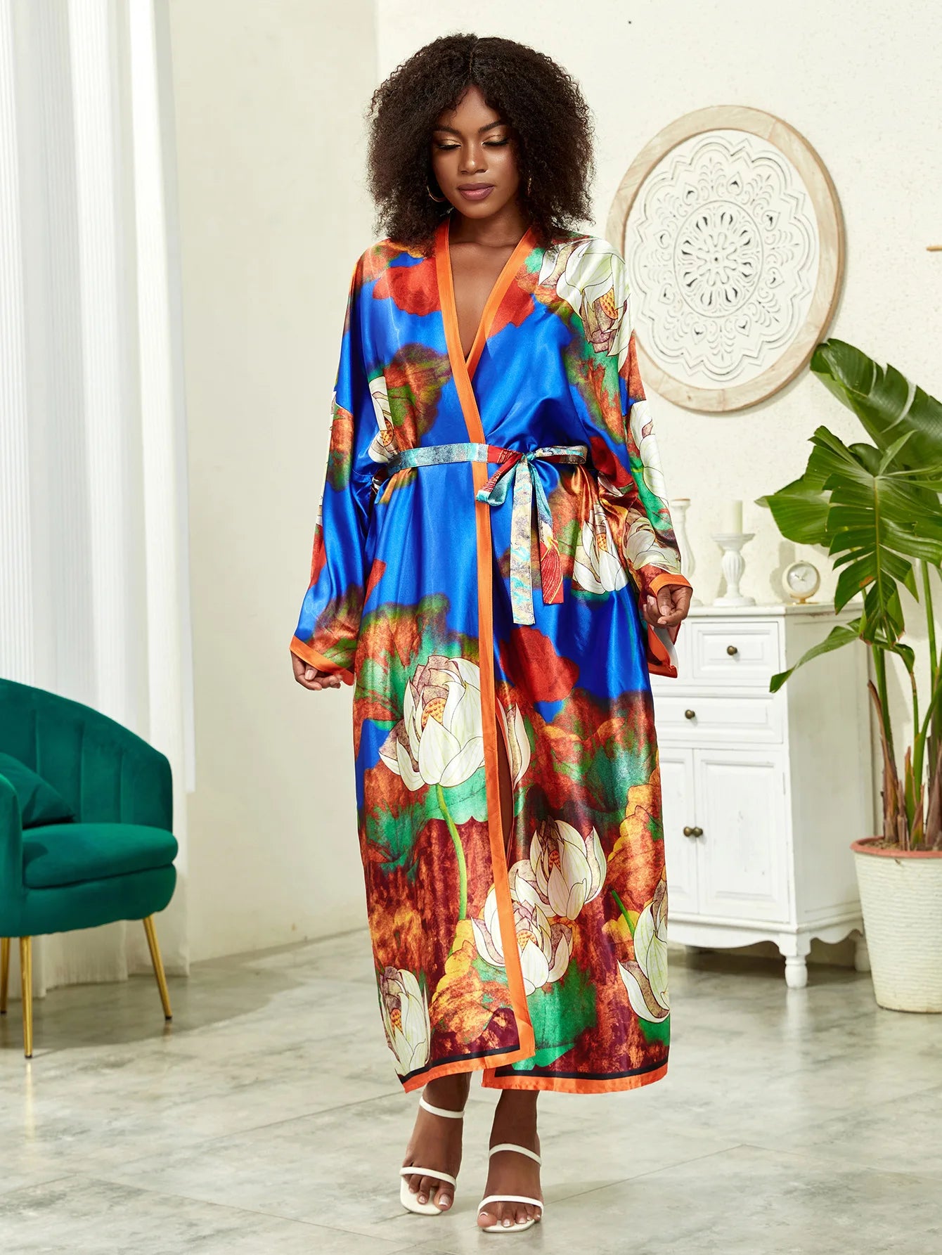 Long Kimono Bath Robe Gown Wide Sleeve Print Flower Robe Women Satin Nightgown New Silk Satin Nightdress V-Neck Lounge Sleepwear