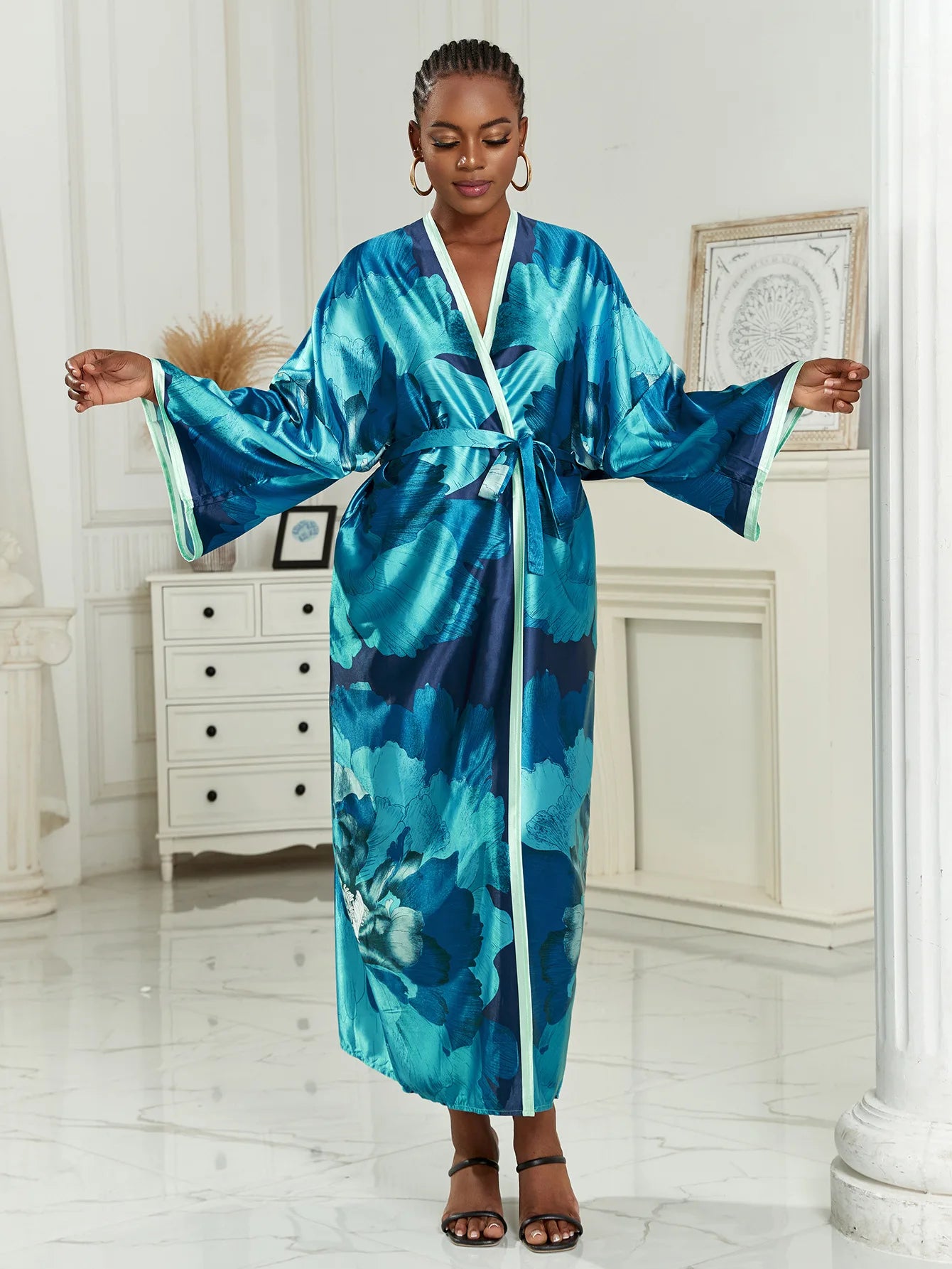 Long Kimono Bath Robe Gown Wide Sleeve Print Flower Robe Women Satin Nightgown New Silk Satin Nightdress V-Neck Lounge Sleepwear