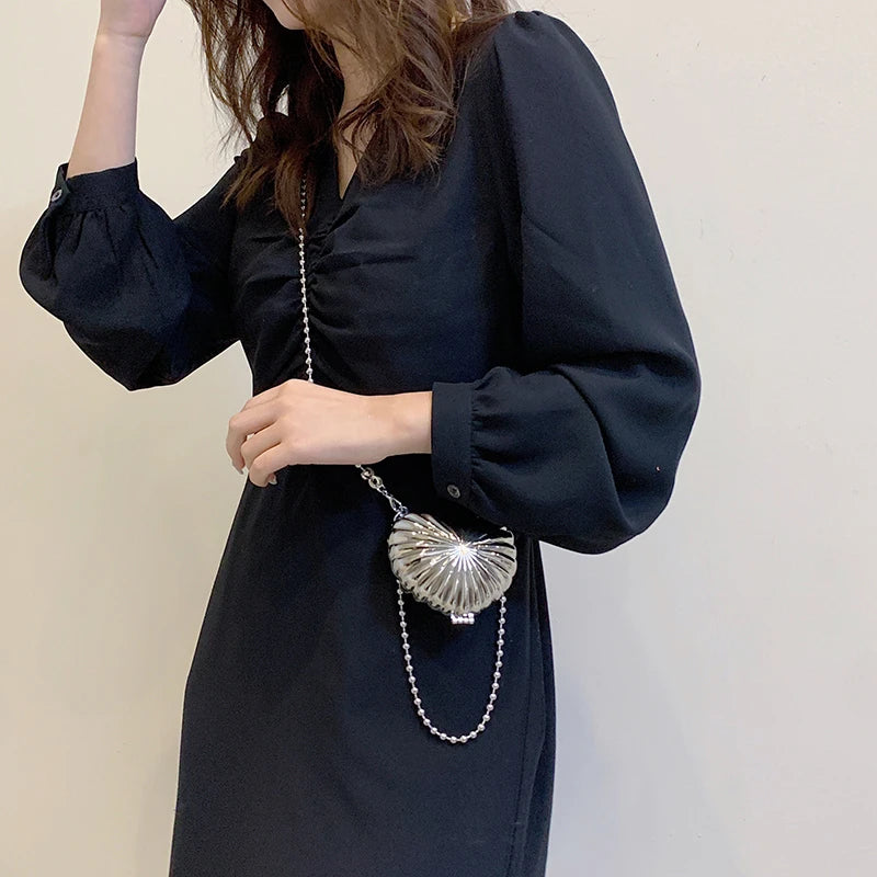 Mini Metal Shoulder Bags for Women Pearl Chain Crossbody Bag Designer Clothing Accessories Satchel Female Decorative Box Handbag