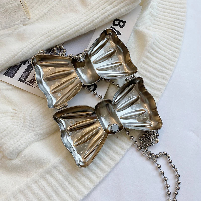 Mini Metal Shoulder Bags for Women Pearl Chain Crossbody Bag Designer Clothing Accessories Satchel Female Decorative Box Handbag